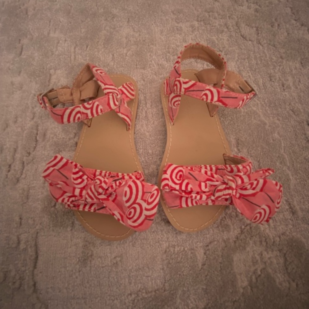 Girls Crewcuts sandals Red beach umbrella, swirl, size K9